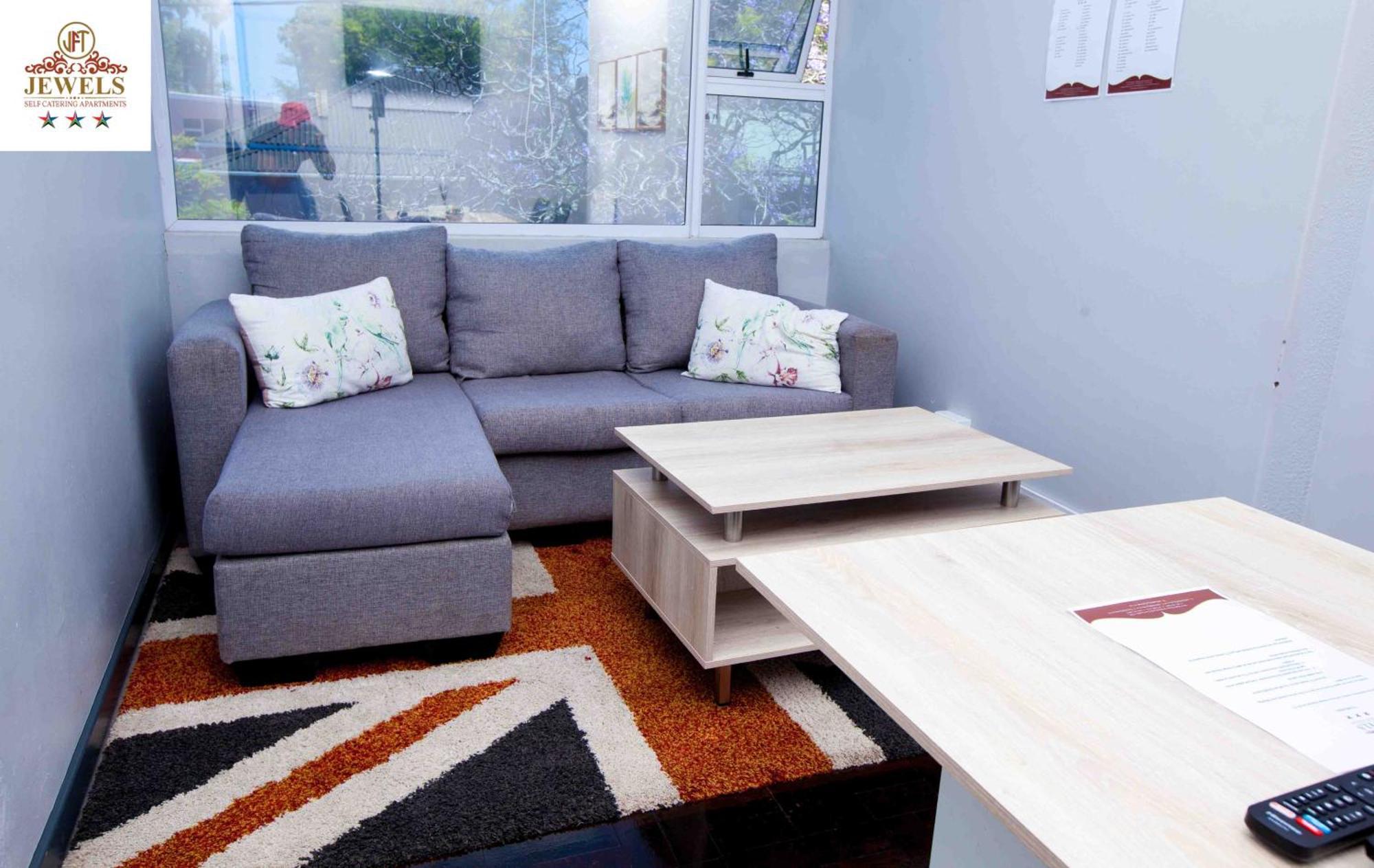 Jft Self Catering Units Bed and Breakfast East London Eksteriør billede