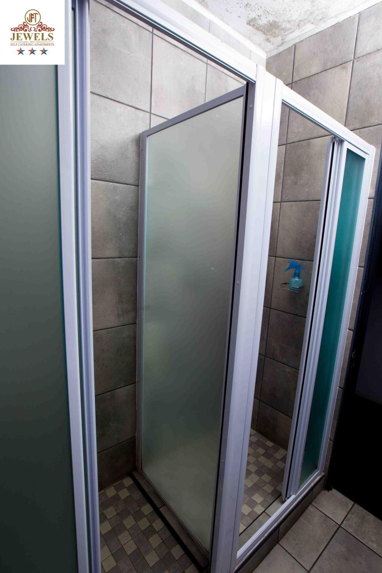 Jft Self Catering Units Bed and Breakfast East London Eksteriør billede