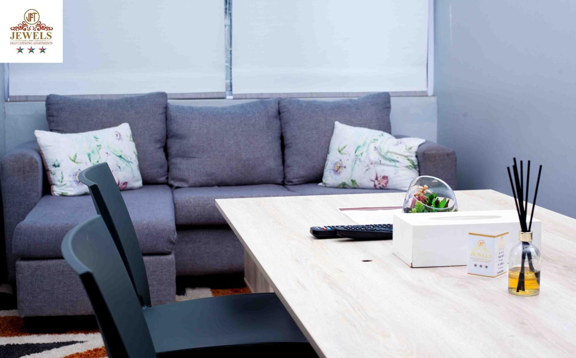 Jft Self Catering Units Bed and Breakfast East London Eksteriør billede